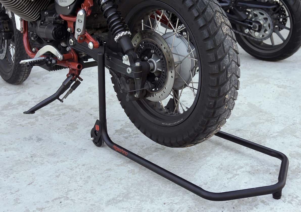 Caballete trasero para moto Guzzi